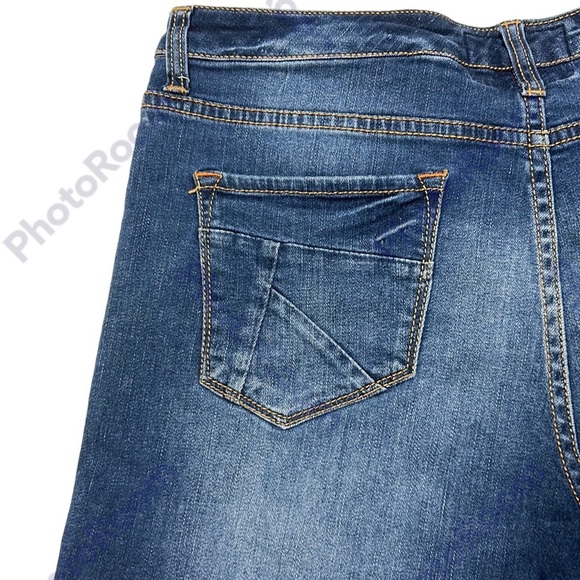 DEAR JOHN | Horizon Jean Shorts Med/Dk‎ Wash Whiskers Women’s Denim 30 - Picture 1 of 10